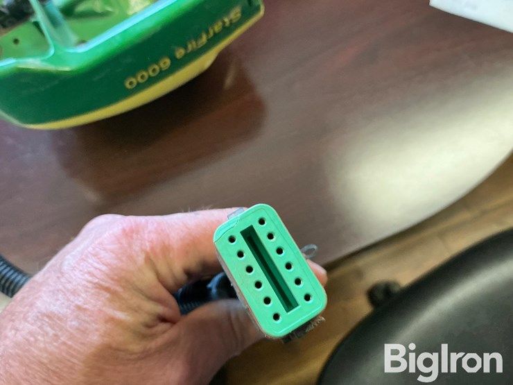 2019-john-deere-6000-image-9