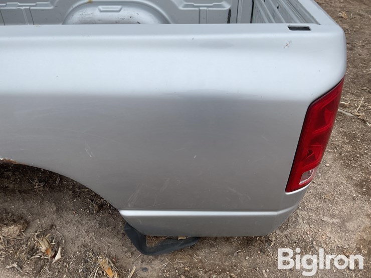 2006-dodge-2500-image-14