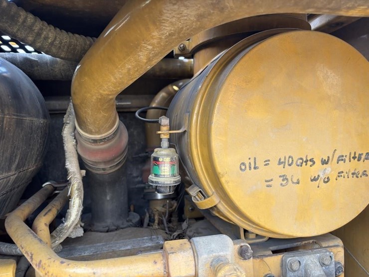 2006-caterpillar-143h-image-65