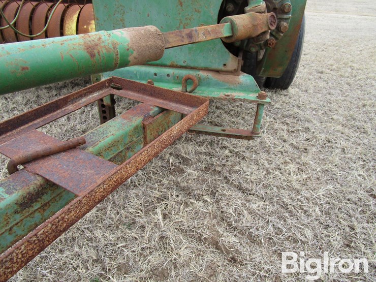 john-deere-224-image-10