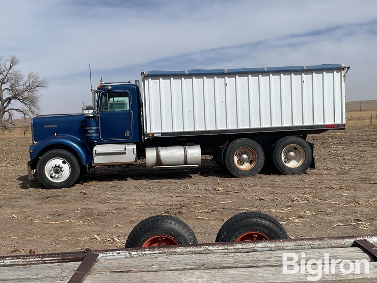 1982-kenworth-w900-image-8