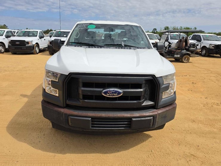 2017-ford-f150-xl-image-5