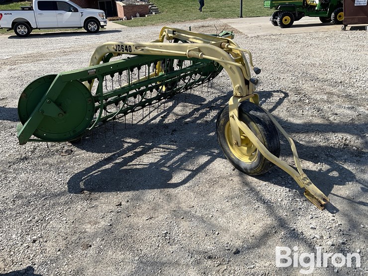john-deere-640-image-3