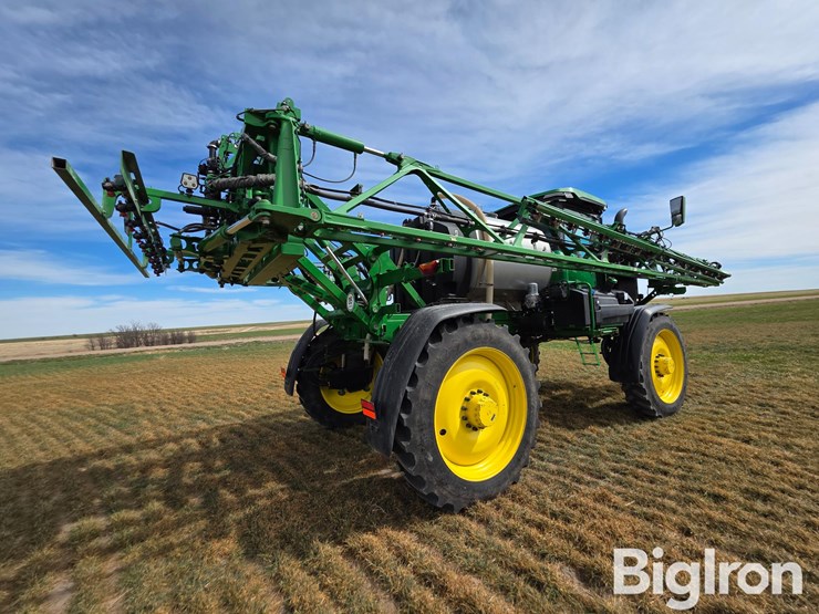 2022-john-deere-410r-image-5