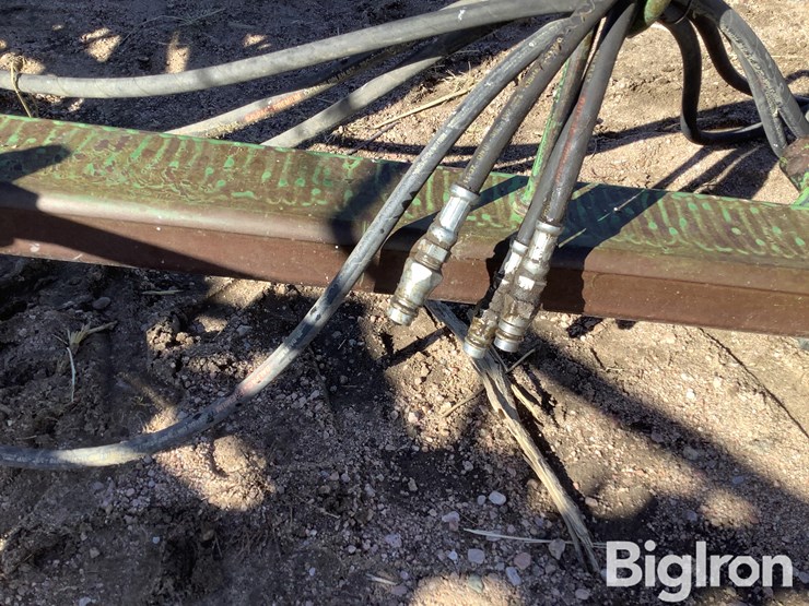 john-deere-8-image-10