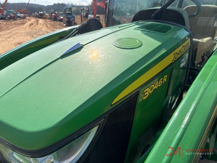 john-deere-3046r-image-12