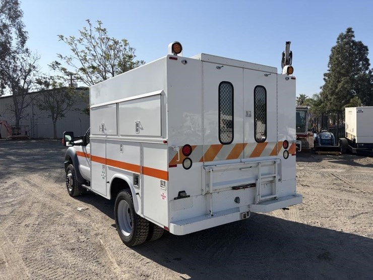 2012-ford-f450-image-4