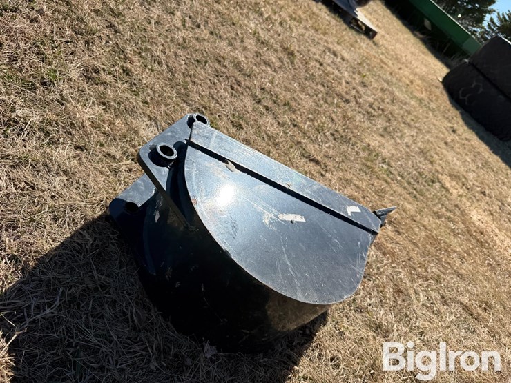 9"-mini-excavator-bucket-image-15