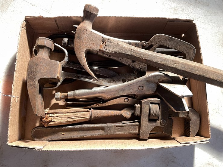 #2509-•-welding-clamps-and-vintage-tools-image-6