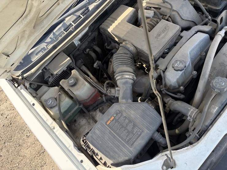 2011-chevrolet-colorado-image-19