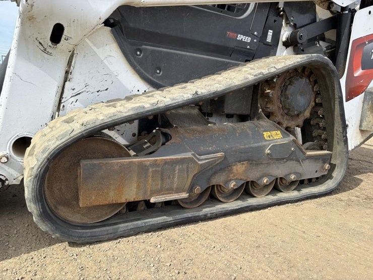 2022-bobcat-t66-image-15