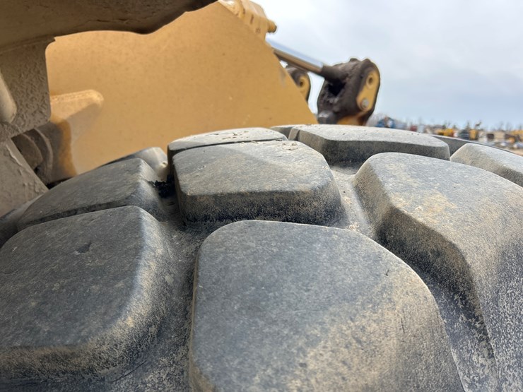 caterpillar-980g-image-58