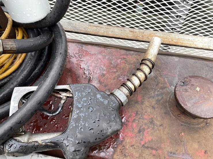 #123-•-fuel-tank-with-12v-electric-pump-image-10