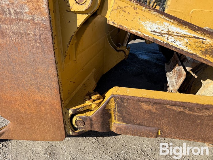 1997-caterpillar-d8r-image-18
