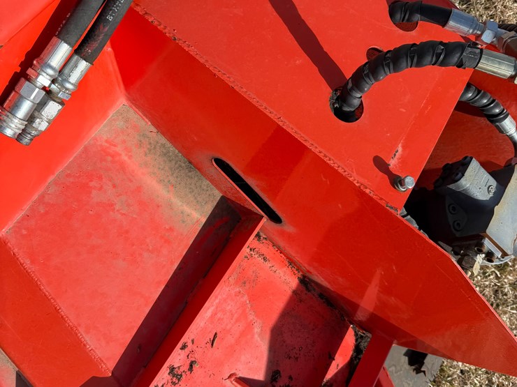 agt-60"-forestry-mulcher-image-12