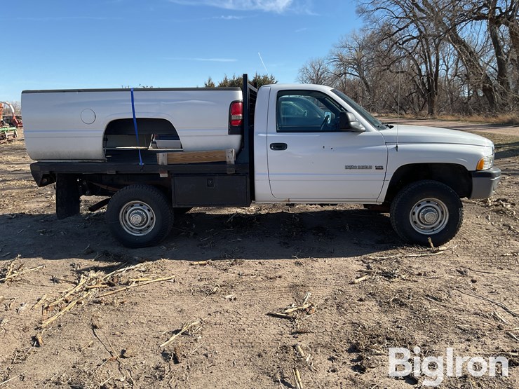 2002-dodge-ram-2500-image-4