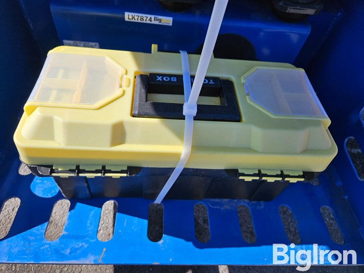 2025-massey-ferguson-730-image-17