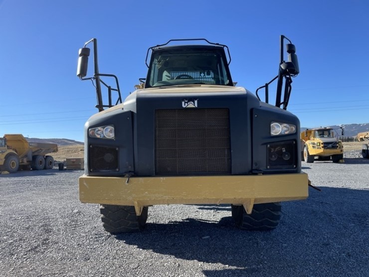 2013-caterpillar-740b-image-8