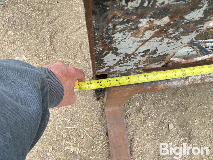 1996-lull-844c-42-image-13