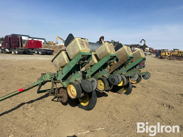 john-deere-7000-image-7