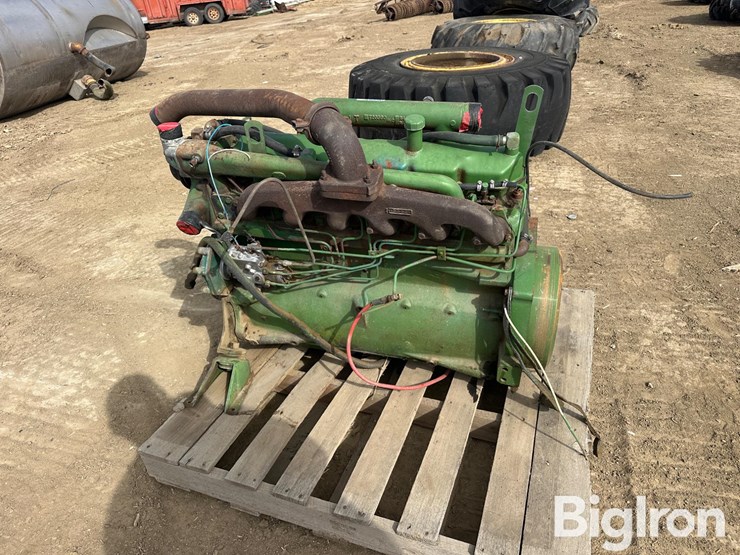 john-deere-329-image-6