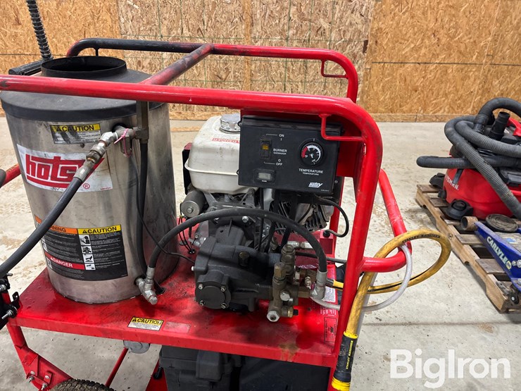 hotsy-1075sse-pressure-washer-image-12