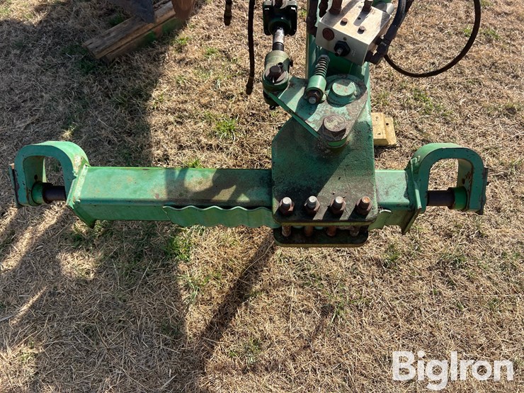 john-deere-2810-image-9