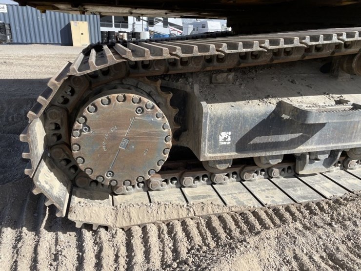 2013-komatsu-pc290-lc-10-image-35