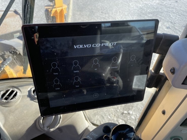 2021-volvo-l220h-image-29