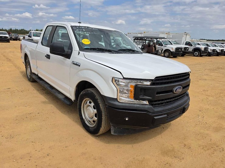 2018-ford-f150-xl-image-4