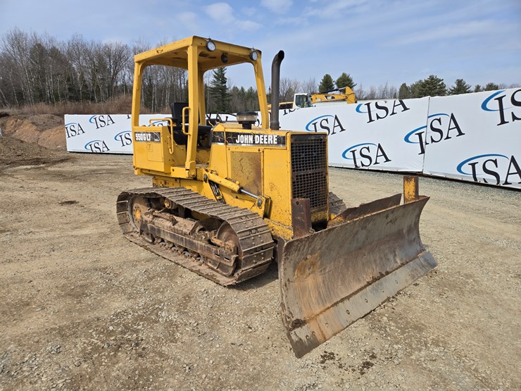 deere-550g-lt-image-7