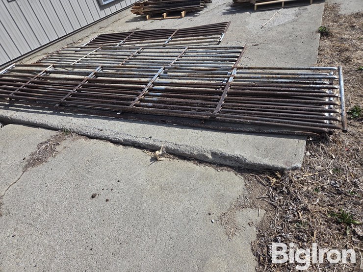 r-g-applegate-steel-gates-image-4