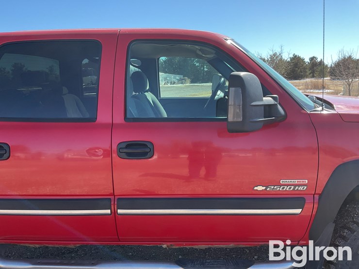 2004-chevrolet-silverado-2500-image-19