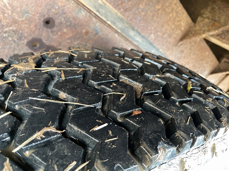 #113-•-1982-international-1754-single-axle-grain-truck-(has-wi-title)-image-78