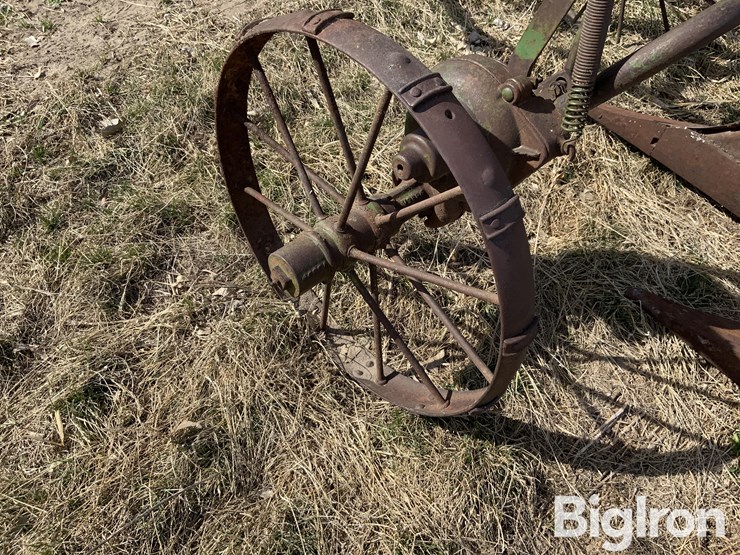 2-john-deere-2-image-15