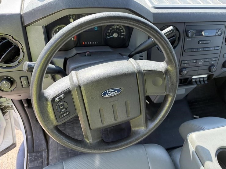 2012-ford-f450-image-12