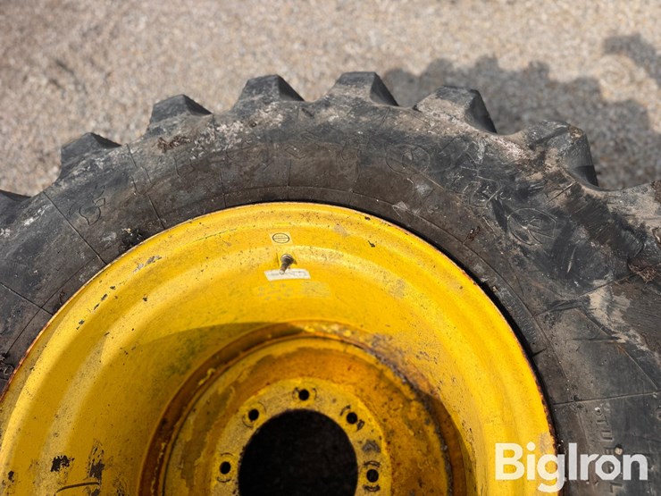 john-deere-8-image-7