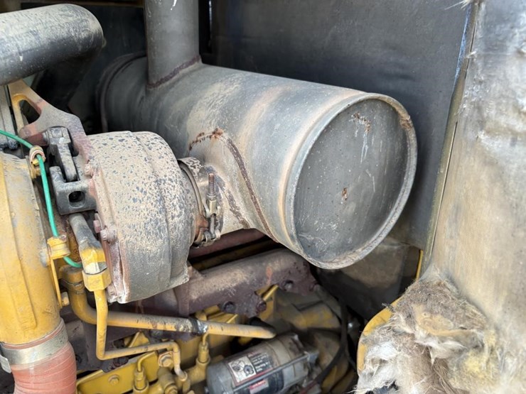 2008-deere-624j-image-57