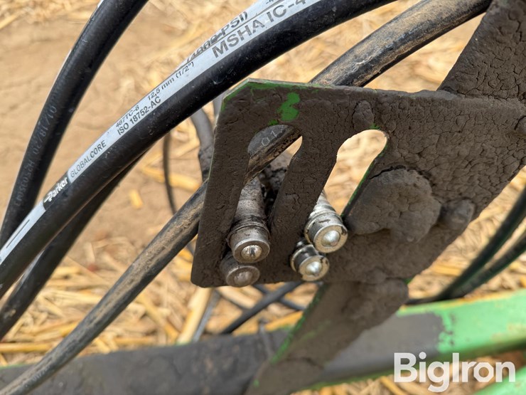 john-deere-630-image-11