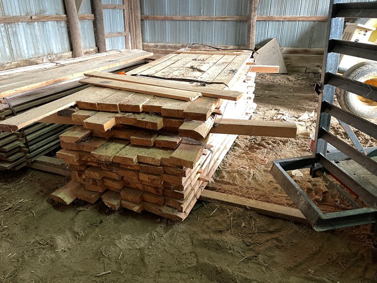 #2391-•-assorted-2"-lumber-image-1