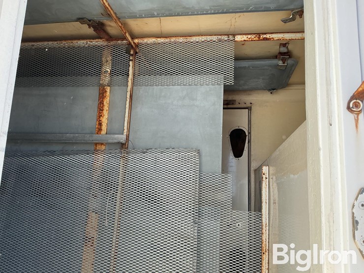 2013-rdcl-flatbed-t/a-trailer-w/cooler-image-20