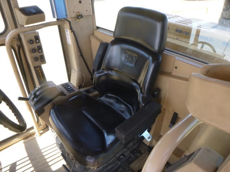 caterpillar-143h-image-23