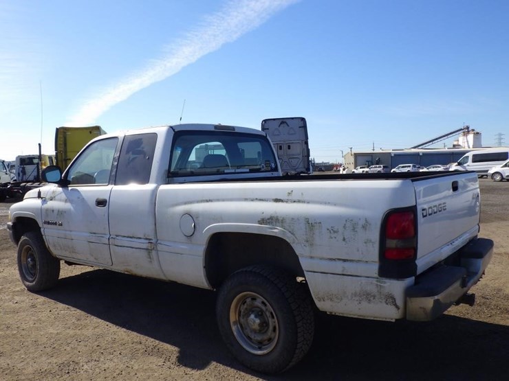 1999-dodge-ram-1500-image-4