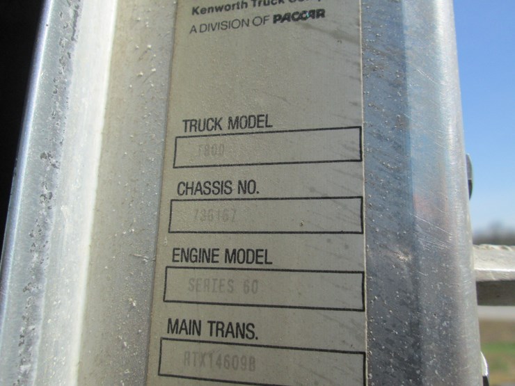 1997-kenworth-t800-image-48