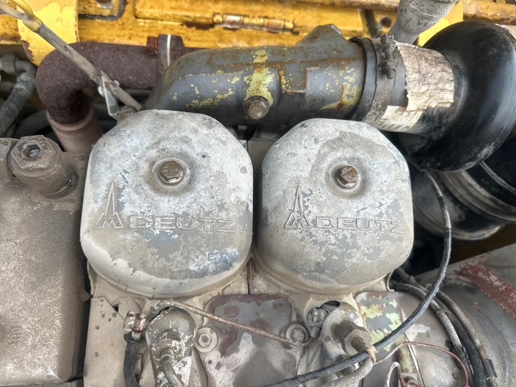 massey-ferguson-8-image-24