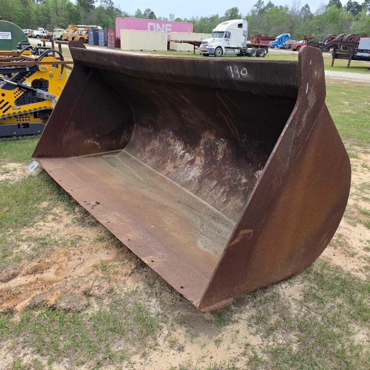 - USED 9 1/2' BUCKET