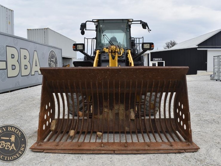 2021-komatsu-wa380-8-image-11