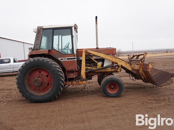 1976-international-1086-image-4