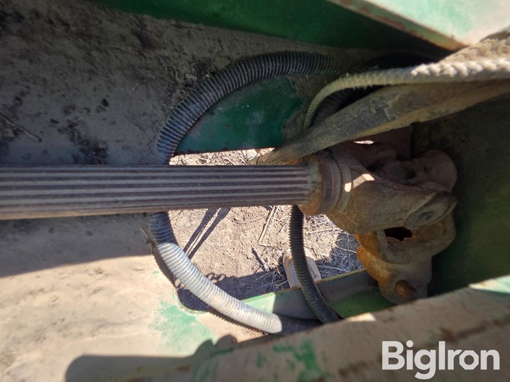 john-deere-530-image-12