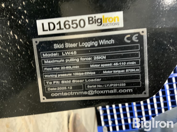 2025-massey-ferguson-730-image-18